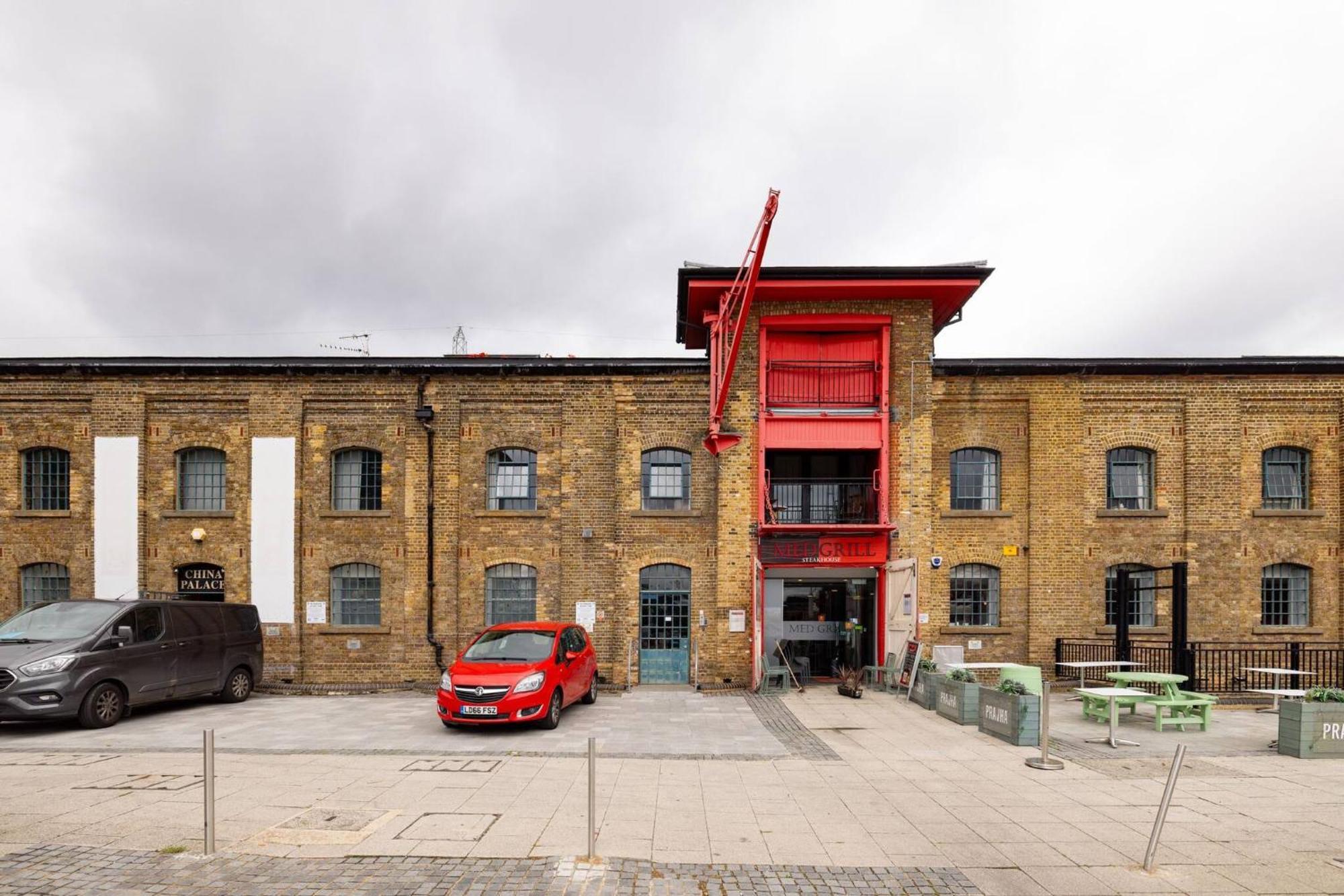 Wild Roses Serviced Apartments - Excel Warehouse 2 Londra Esterno foto