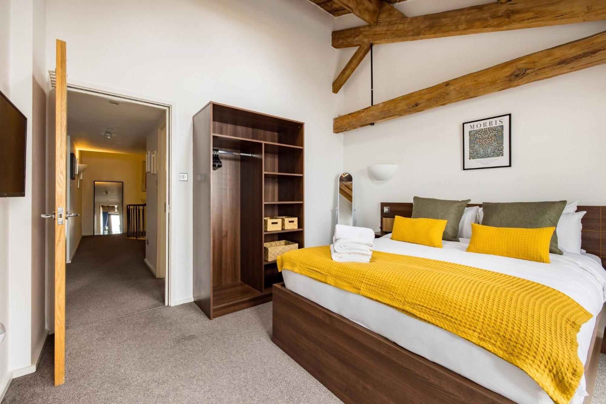 Wild Roses Serviced Apartments - Excel Warehouse 2 Londra Esterno foto