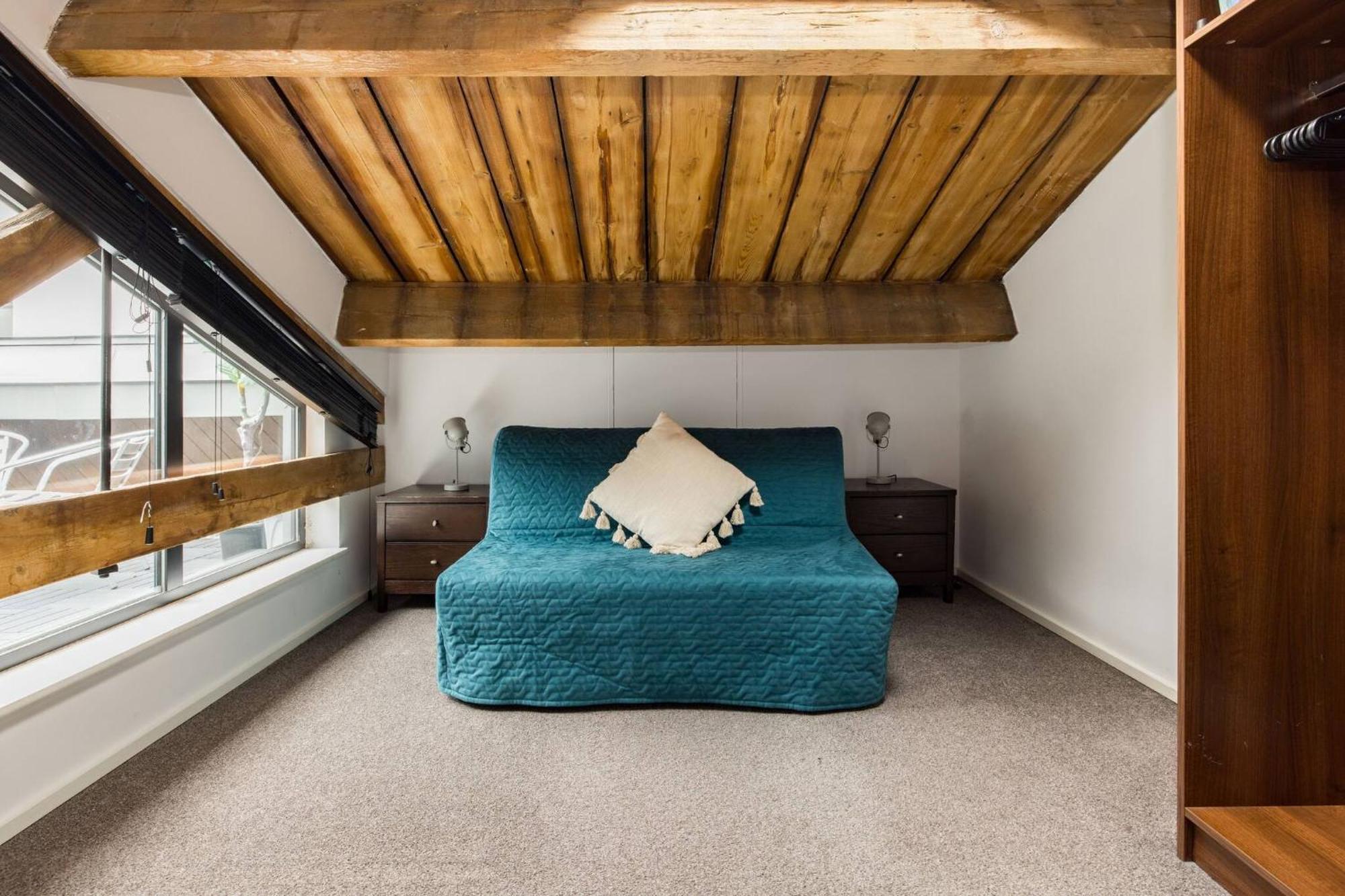 Wild Roses Serviced Apartments - Excel Warehouse 2 Londra Esterno foto