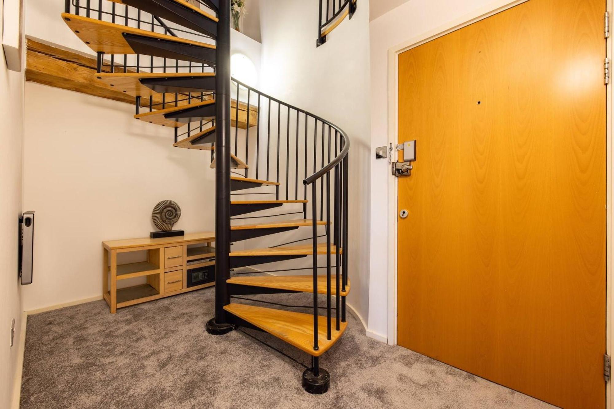 Wild Roses Serviced Apartments - Excel Warehouse 2 Londra Esterno foto